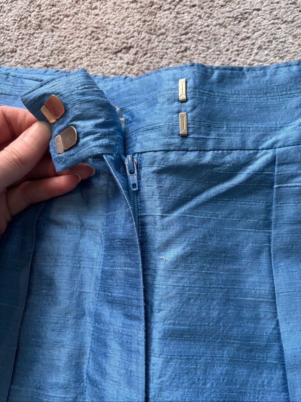 NWT Julia Amory Blue Silk Pleated High Rise Tapered Pants, $325 XS A15 - Picture 7 of 9